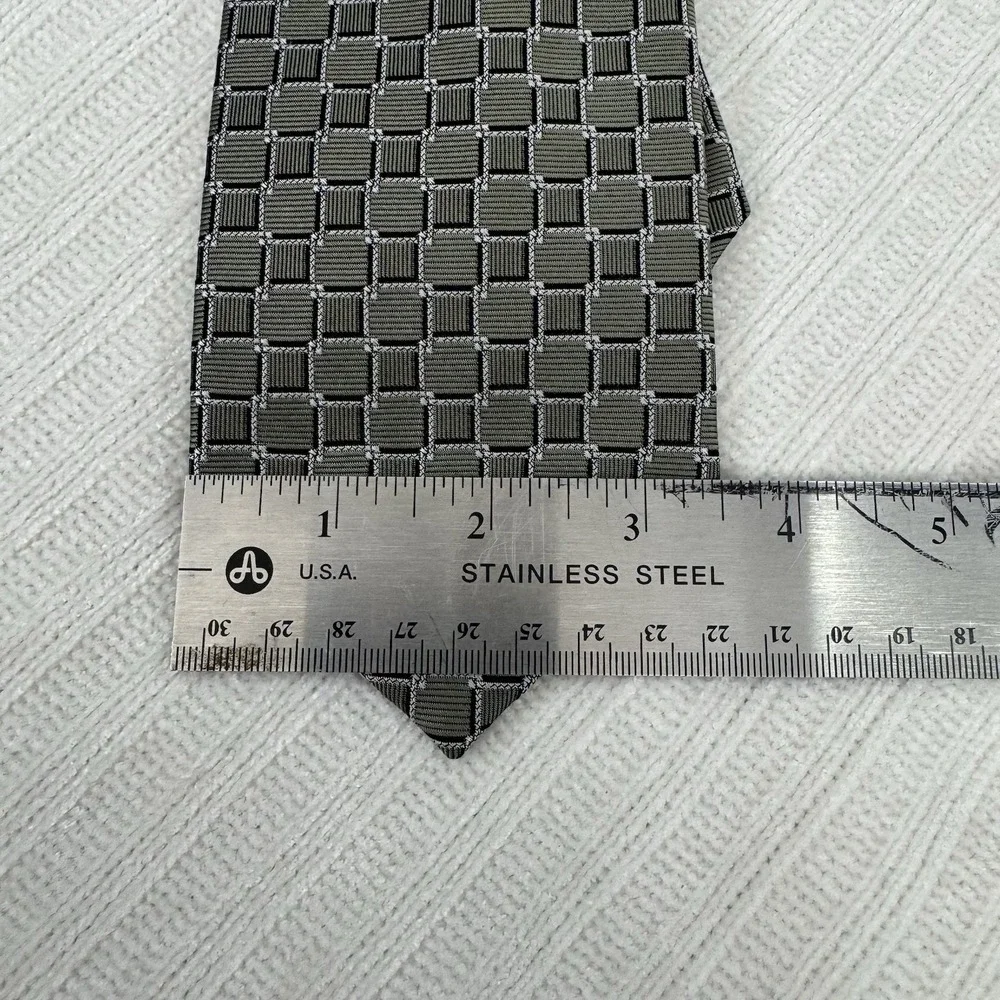Jos‎ A Bank Executive Silk Tie Gray Geometric Check Long Mens Necktie